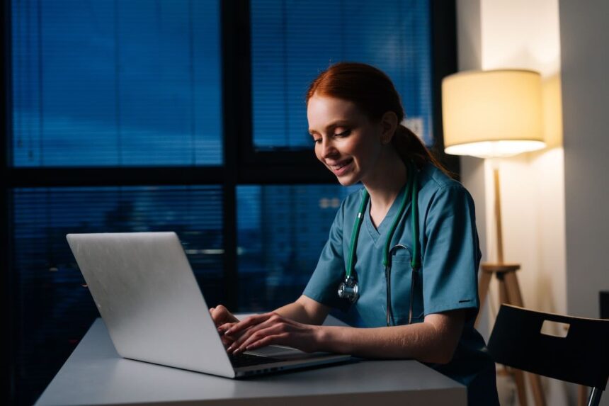 19 of the best night shift jobs to earn extra cash
