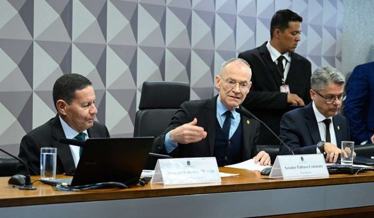 CPI do Crime Organizado começa e já chama dois ministros de Lula