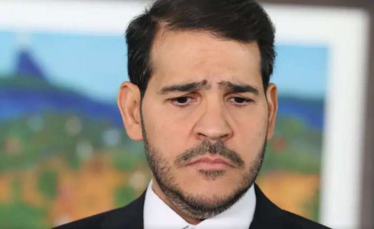 “Bessias”, o indicado de Lula para o STF, é denunciado por prevaricação. PGR e TCU são acionados