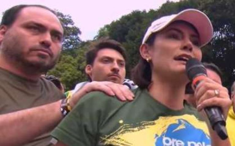 Não se combate o autoritarismo da esquerda aliando-se à esquerda