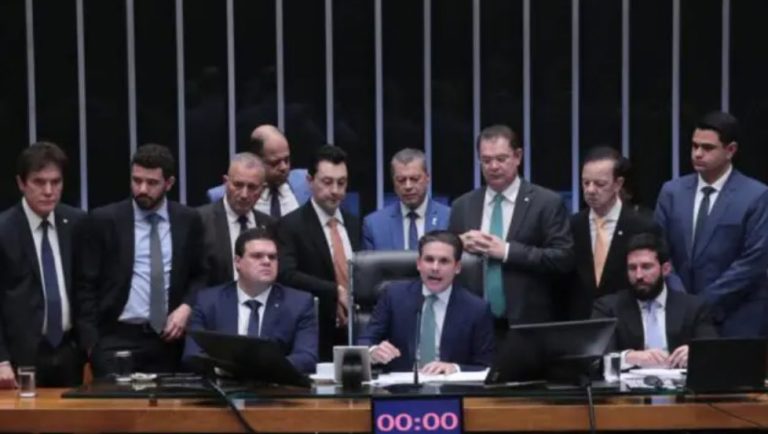 URGENTE: PL da Dosimetria é aprovado e Bolsonaro tem importante vitória na Câmara (veja o vídeo)