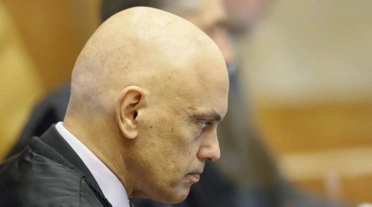 Nova tentativa de Bolsonaro enfurece Moraes e ministro diz que pedido de Bolsonaro é “absolutamente incabível”